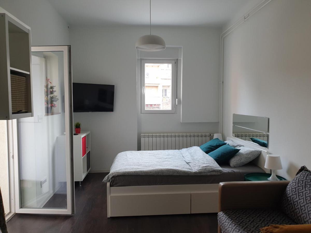 Studio Apartment "Savski Trg" Belgrade Luaran gambar